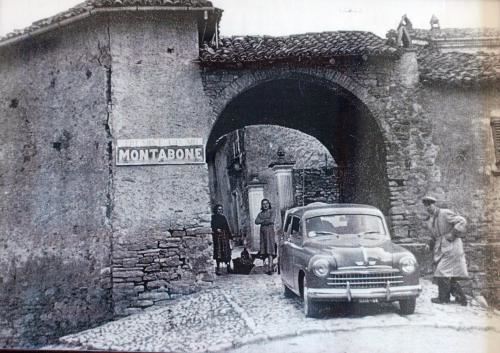 Porta Urbica | Montabone (foto d'epoca)